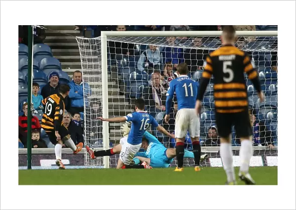 Dramatic Equalizer: Liam Buchanan Scores for Rangers Against Alloa Athletic in the SPFL Championship at Ibrox Stadium
