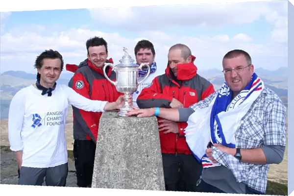 Rangers Football Club: Uniting for Charity - Ben Lomond Challenge 2008: Fans and Employees in Action