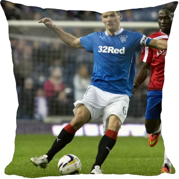 Rangers FC: Lee McCulloch's Leadership at Ibrox - SPFL Championship Battle against Cowdenbeath (Scottish Cup Champions 2003)