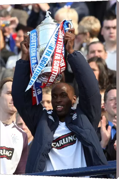 Rangers FC: DaMarcus Beasley Celebrates Scottish Cup Victory (2008) - Queen of the South vs Rangers - Hampden Park