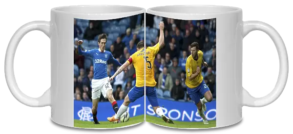 Rangers vs Cowdenbeath: Hardie vs Armstrong - Scottish Championship Clash at Ibrox Stadium