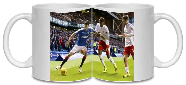 Rangers vs Falkirk: A Championship Battle at Ibrox Stadium - Dominic Ball vs Myles Hippolyte