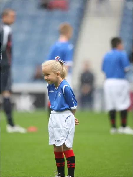 Rangers Football Club: Training Day with Mascot (2008)