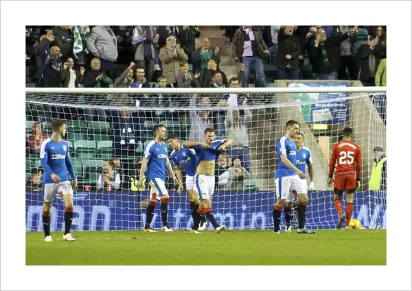 Rangers Players Disappointed: Hibernian's Gunnarsson Scores in Championship Match