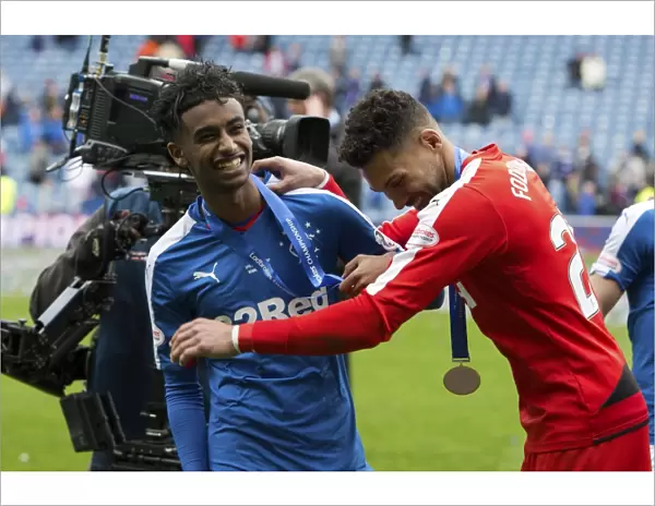 Rangers FC: Zelalem and Foderingham Rejoice in Championship Triumph at Ibrox Stadium