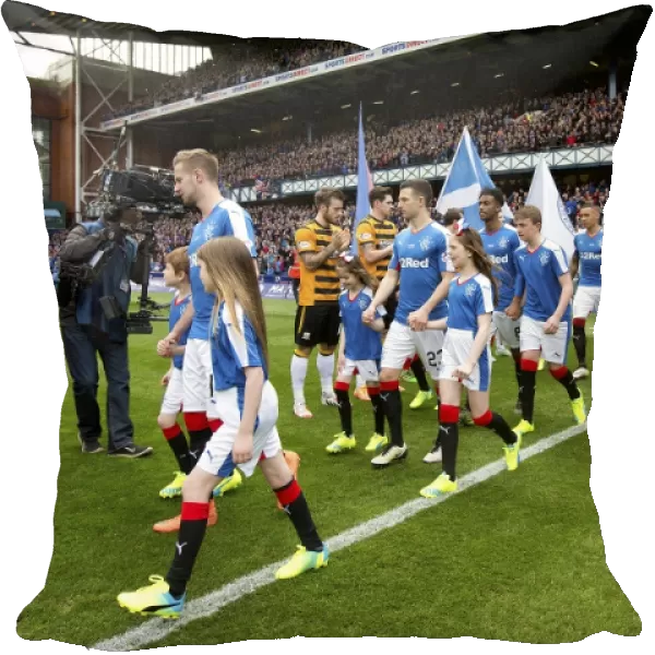 Rangers Football Club: Alloa Athletic Pays Tribute - Ladbrokes Championship Match at Ibrox Stadium