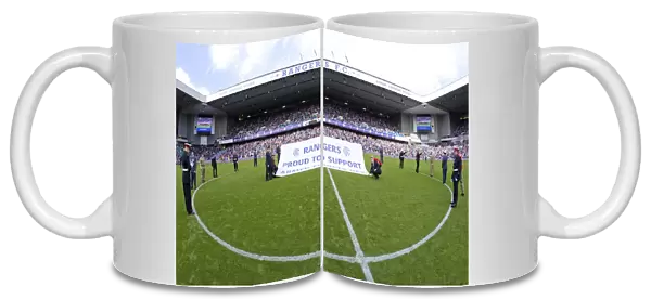 Rangers Football Club: Honoring Heroes - Salute to Armed Forces - Scottish Cup Champions 2003: Parade of Pride
