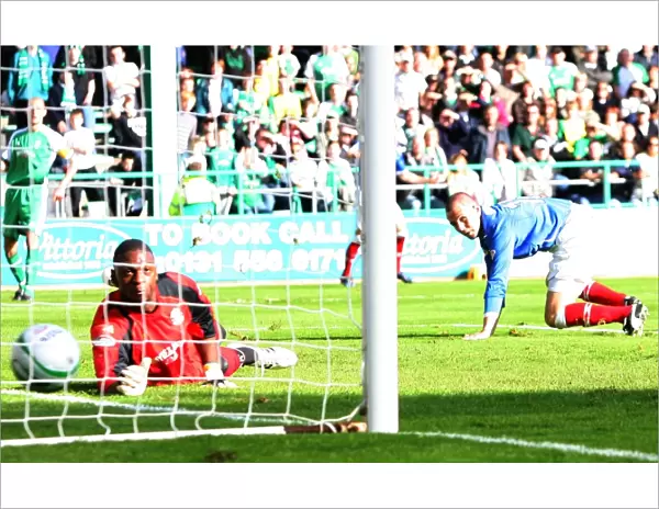 Kenny Miller Scores the Opener: Rangers Dominant 3-0 Victory over Hibernian (Clydesdale Bank Premier League)