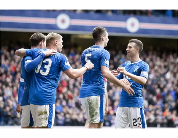 Rangers: Lee Wallace's Epic Goal Celebration in the Ladbrokes Premiership at Ibrox Stadium