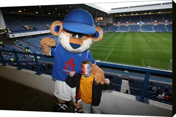 Family Fun Day at Ibrox: Rangers Celebrate a 1-0 Victory over Hibernian in the Clydesdale Bank Premier League