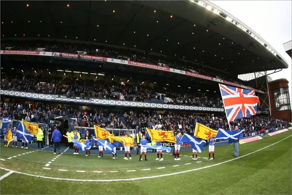 Rangers Triumphant Homecoming: A 2-0 Victory Over Dundee United at Ibrox - Clydesdale Bank Scottish Premier League