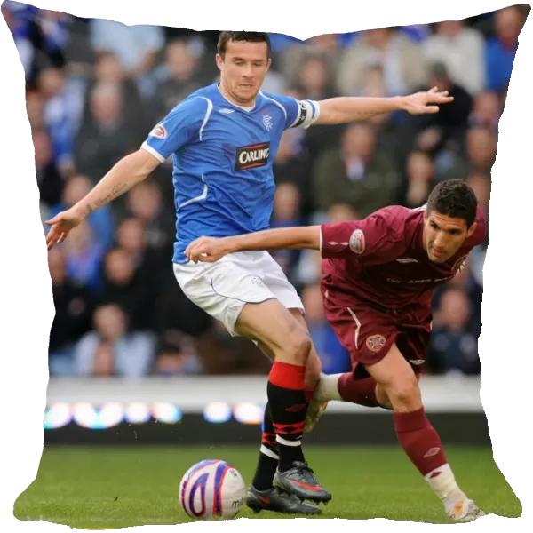 Ferguson vs Aguiar: An Intense Rivalry Unfolds - Rangers vs Hearts (2-2) Clydesdale Bank Scottish Premier League