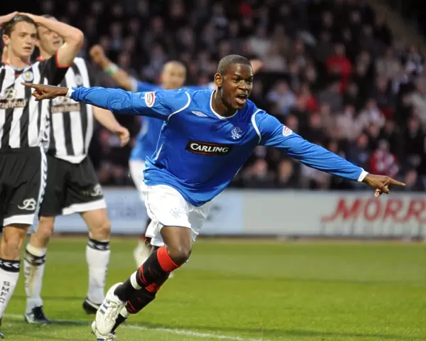 Maurice Edu's Double: Rangers Triumph Over St Mirren in Scottish Premier League (1-2)