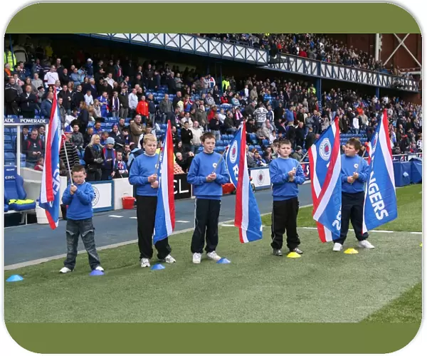 Rangers Football Club: Triumphant Guard of Honor over Heart of Midlothian (2-0)