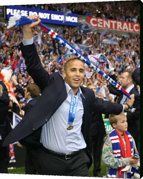 Rangers Football Club: Madjid Bougherra's Title-Winning Moment - 2008-09 Clydesdale Bank Premier League Championship Glory