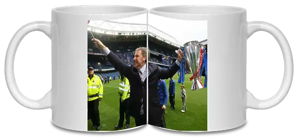 Ally McCoist's Title-Winning Celebration with Rangers in the Clydesdale Bank Premier League (2008-09)