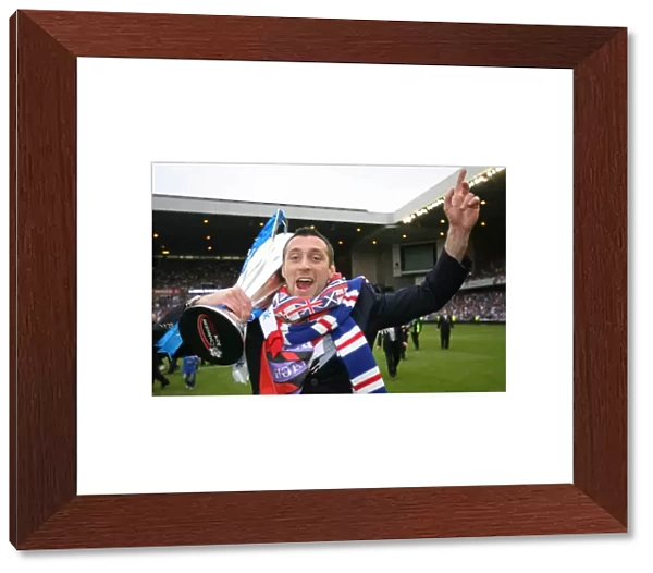 Rangers Football Club: Allan McGregor's Triumphant Championship Celebration (2008-09)