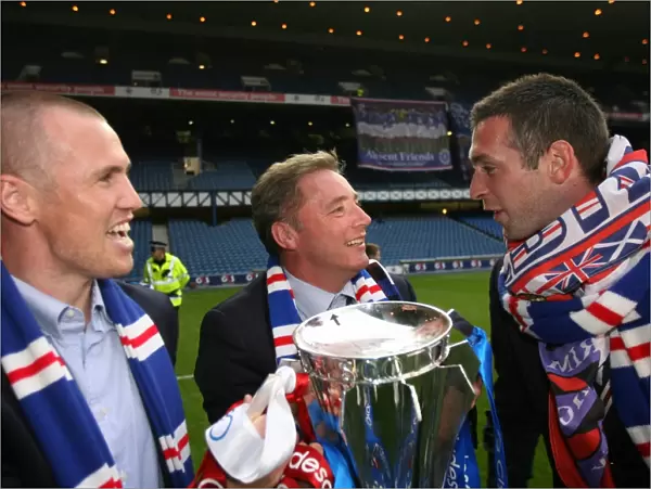 Rangers Football Club: 2008-09 Clydesdale Bank Premier League Champions - Triumphant Moment with Allan McGregor, Ally McCoist, and Kenny Miller and the League Trophy