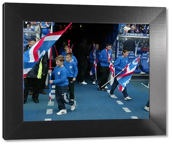 Flag-Bearing Battle at Ibrox Stadium: Rangers vs Aberdeen - Clydesdale Bank Premier League (0-0)
