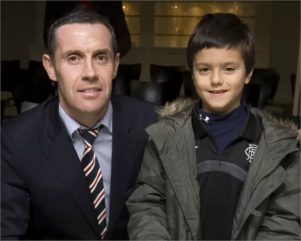Rangers Football Club: David Weir Interacts with Young Fans at Junior AGM (2009)