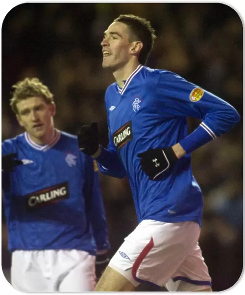 Rangers Kyle Lafferty Scores Brace: Thrilling 6-1 Victory Over Motherwell at Ibrox (Clydesdale Bank Premier League)