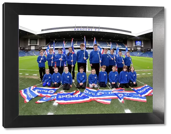 Soccer - Clydesdale Bank Scottish Premier League - Rangers v St Mirren - Ibrox Stadium