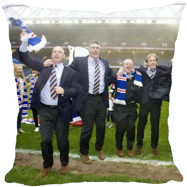 Rangers Football Club: Champions League Triumph at Ibrox (2009-2010) - Management and Players Celebrate SPL Title Victory
