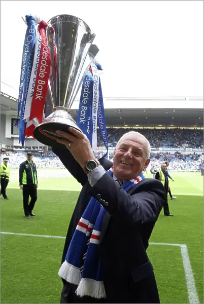 Rangers Football Club: Champions of the Scottish Premier League - Walter Smith's Triumph at Ibrox Stadium
