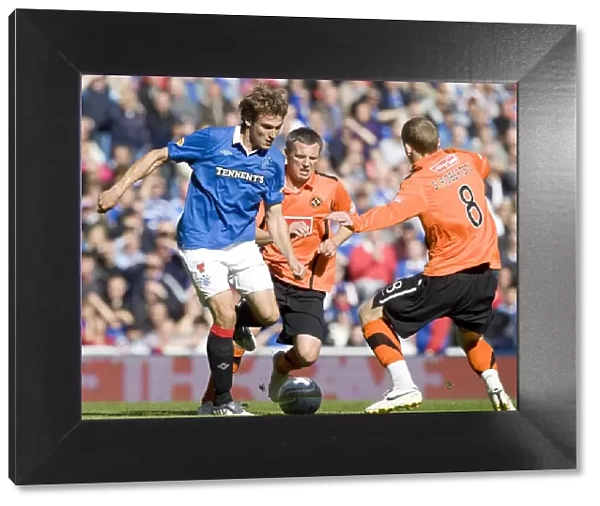 Jelavic vs. Robertson: A Pivotal Moment in Rangers 4-0 Victory over Dundee United