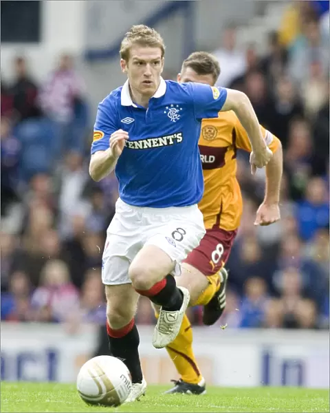 Steven Davis Strikes: Rangers Dominance Over Motherwell in Scottish Premier League (4-1)