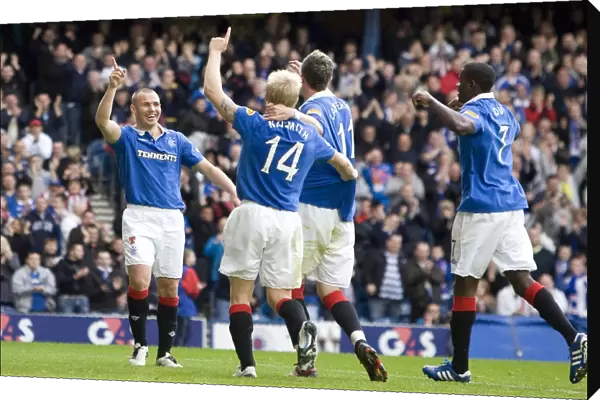 Rangers Kenny Miller's Triple Strike: 4-1 Glory Over Motherwell at Ibrox