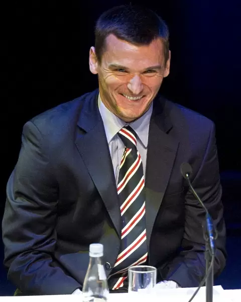 Rangers Football Club: Junior AGM 2010 - Lee McCulloch Speaks at The Armadillo