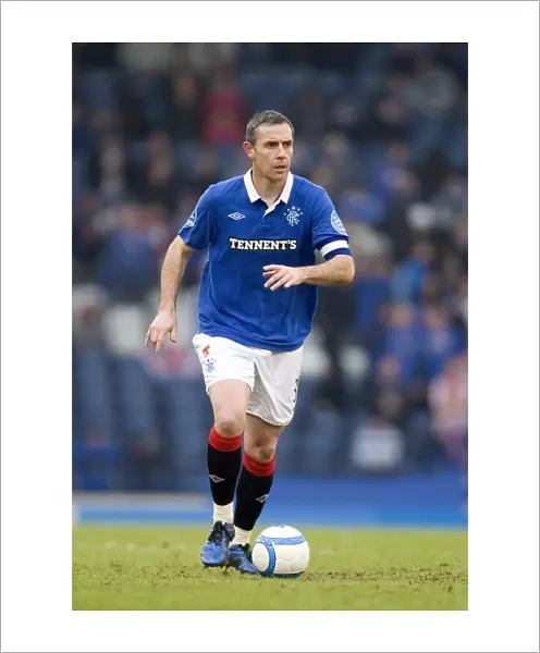 David Weir's Winning Goal: Rangers Secure Co-operative Insurance Cup Semi-Final Victory over Motherwell (2-1)