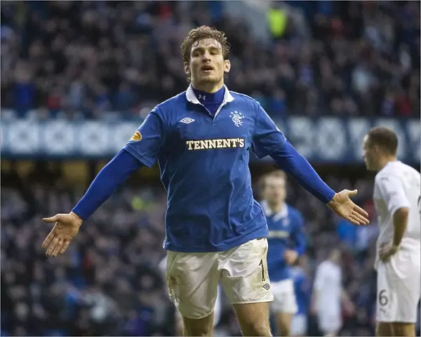 Rangers Nikica Jelavic Scores a Hat-trick Plus: 6-0 Victory Over Motherwell at Ibrox Stadium