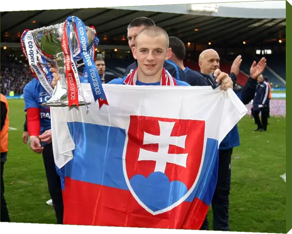 Rangers Vladimir Weiss: Triumphant Celebration in Co-operative Cup Final Victory over Celtic (2011)