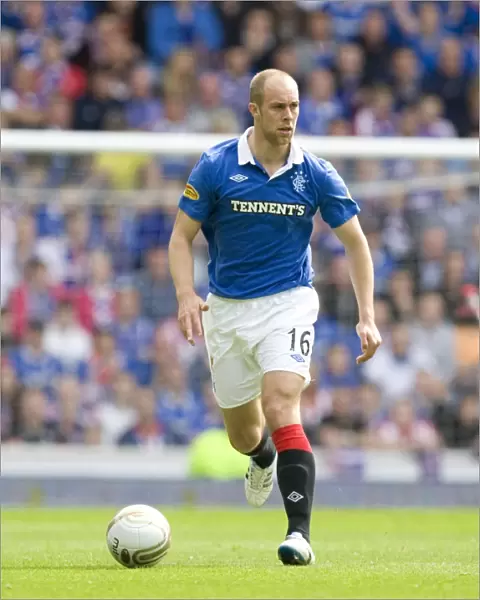 Determined Steven Whittaker Stands Firm in Rangers vs Celtic 0-0 Stalemate at Ibrox Stadium