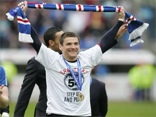 Rangers Football Club: Lee McCulloch's Championship Win Celebration at Rugby Park (2010-11)