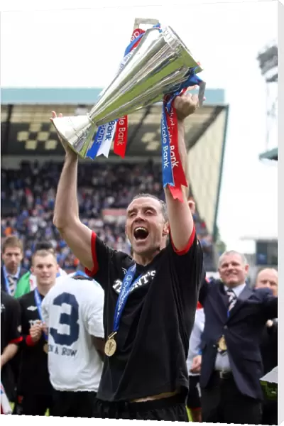 Rangers Football Club: David Weir's SPL Championship Celebration at Rugby Park (2010-11) - Rangers Crowned Champions