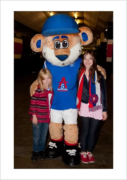 Rangers vs St Mirren: Electric Atmosphere in Ibrox Stadium's Family Stand (October 17, 2011)