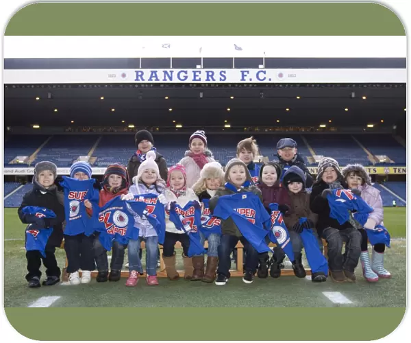 Rangers 3-0 Motherwell: Exciting Clydesdale Bank Scottish Premier League Match at Ibrox Stadium with Cadzow Primary School Children