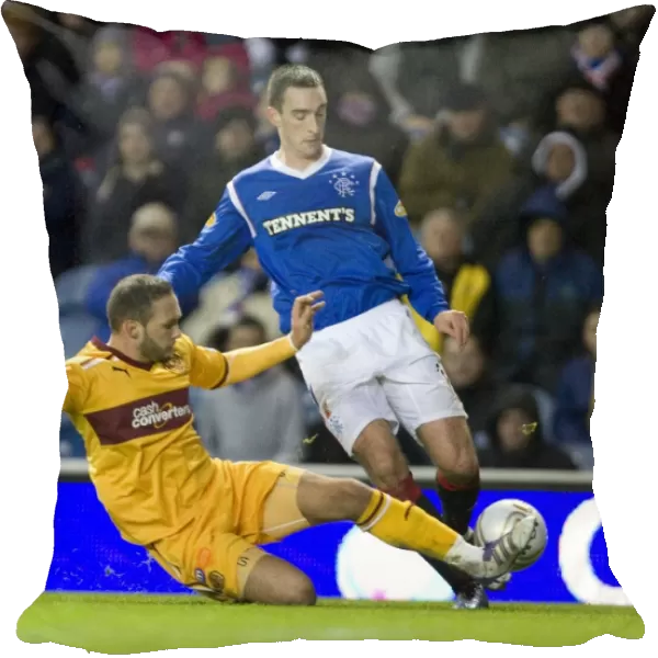 Rangers Lee Wallace vs. Tim Clancy: A Clash in Rangers 3-0 Victory over Motherwell at Ibrox Stadium