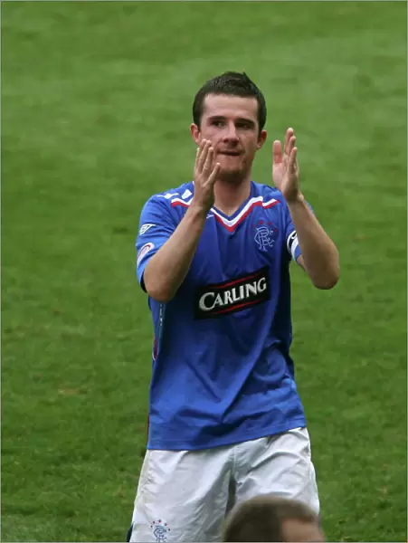 Barry Ferguson's Euphoric Moment: Rangers 3-0 Victory Over Celtic at Ibrox