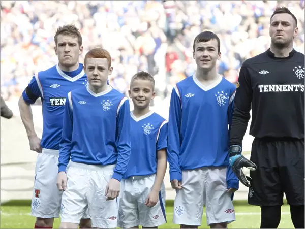 Steven Davis and Rangers: A Thrilling 3-2 Comeback Victory Over Celtic at Ibrox Stadium