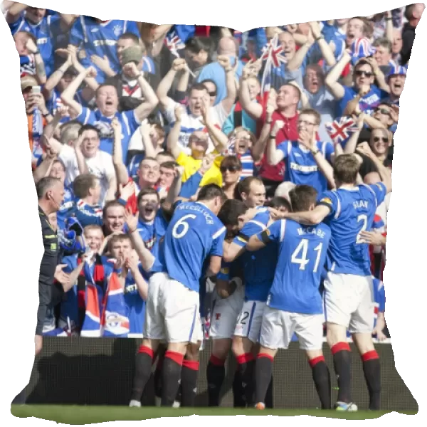 Rangers Football Club: Sone Aluko's Dramatic Game-Winning Goal vs. Celtic (3-2) at Ibrox Stadium