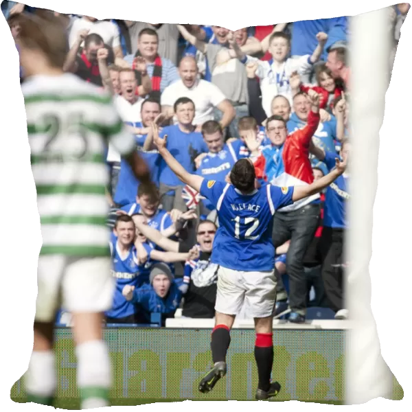 Rangers Euphoric Comeback: Lee Wallace Scores the Dramatic Winner Against Celtic (3-2) in the Scottish Premier League