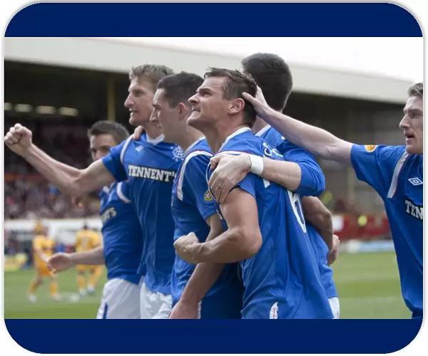 Rangers Glory: Lee McCulloch Scores the Game-Winning Goal Against Motherwell (6-1)