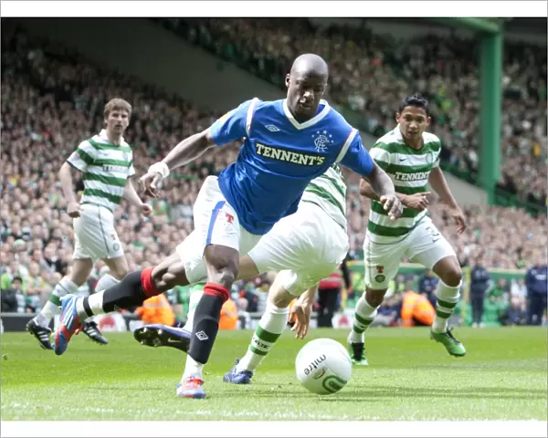 Sone Aluko Dodges Challenge: Rangers Uphill Battle Against Celtic's 3-0 Lead in the Scottish Premier League