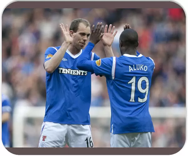 Rangers: Aluko's Stunner & Whittaker's Embrace - 5-0 Victory Over Dundee United at Ibrox