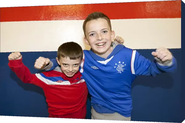 Rangers 5-0 Dundee United: A Fun-Filled Family Day at Ibrox Stadium