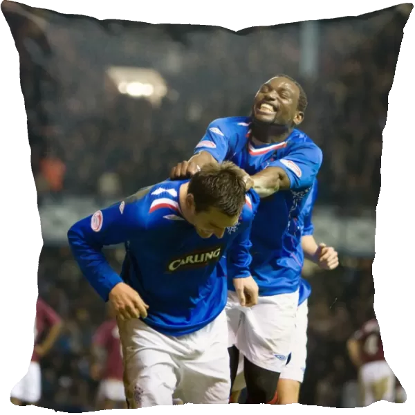 Rangers Dramatic Victory: McCulloch and Darcheville Capitalize on Hearts Goalkeeper's Error for a 2-1 Win (Clydesdale Bank Premier Division)